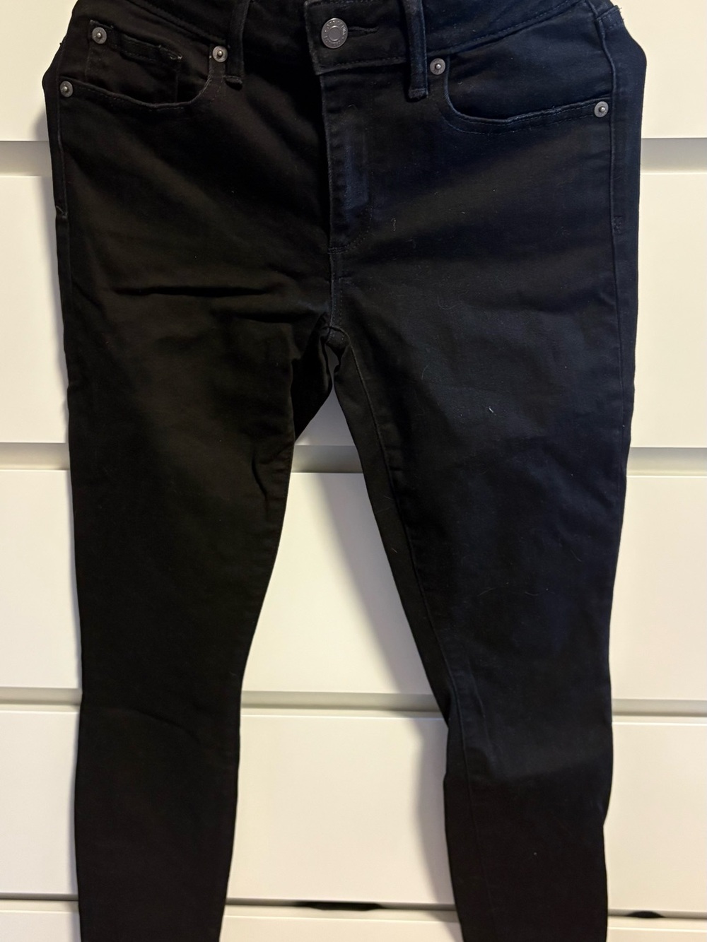 GAP Women’s Curvy Black True Skinny Jeans